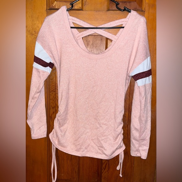 Long sleeve sweater shirt with cris cross back and sides ruching ties - Picture 2 of 2